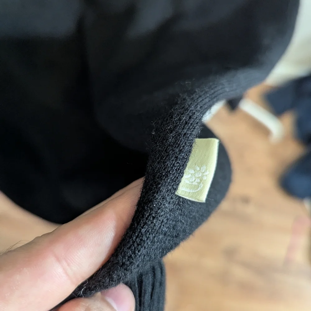 Urban Outfitter Black Sweater with Striped Collar Size Small - Picture 4 of 8